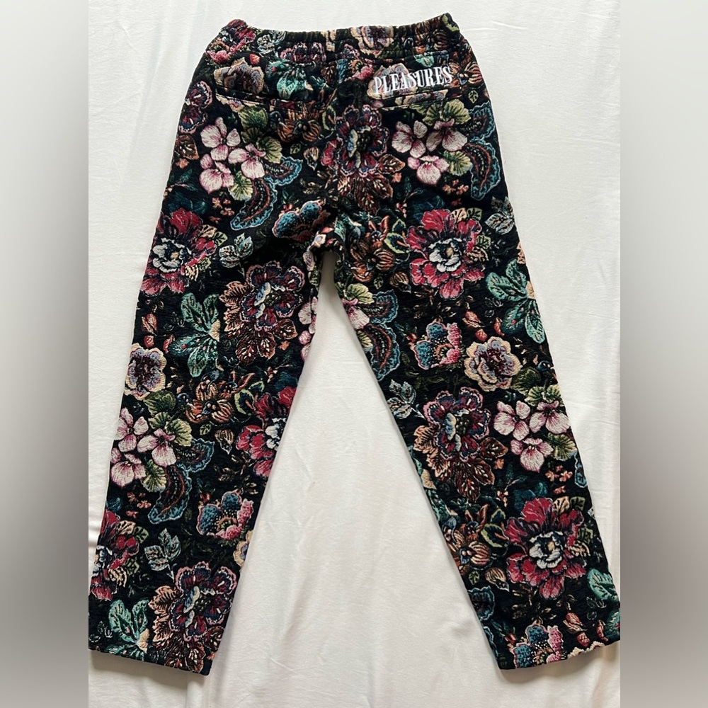 PLEASURES Floral Woven Pants